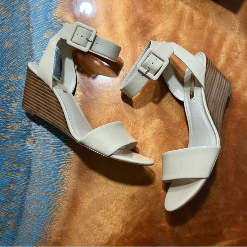 Louise et Cie New  Punya Leather Wedge Sandals Nude size 8.5