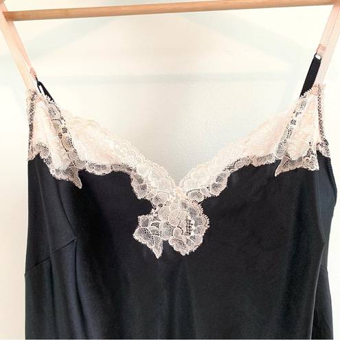 Victoria's Secret  Black White Lace Trim Satin Slip