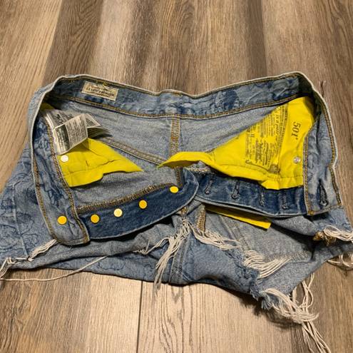 Levi’s  501 Premium Jean Shorts X Peanuts