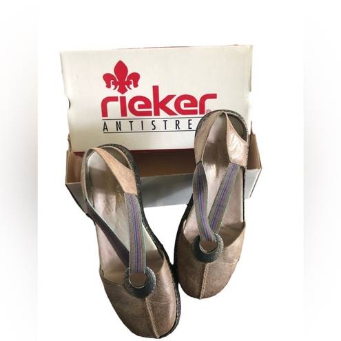 Daisy Rieker Anti~Stress  Slip On Comfort Shoe Sz. 9.5 in Beige Box Included