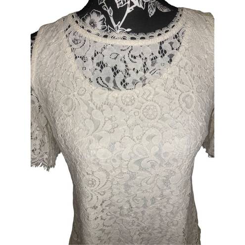 Isaac Mizrahi  Live Lace Cold Shoulder Shirt Floral Sexy Beach Coastal