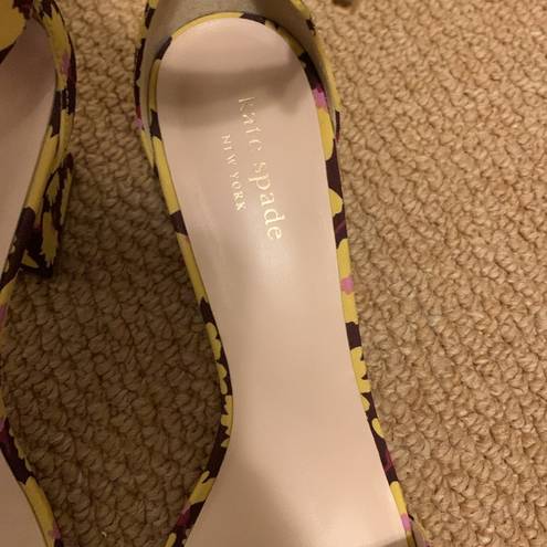 Kate Spade  Susane Crinkle Sunny Bloom Floral Heeled  Sandal Sz 8.5M