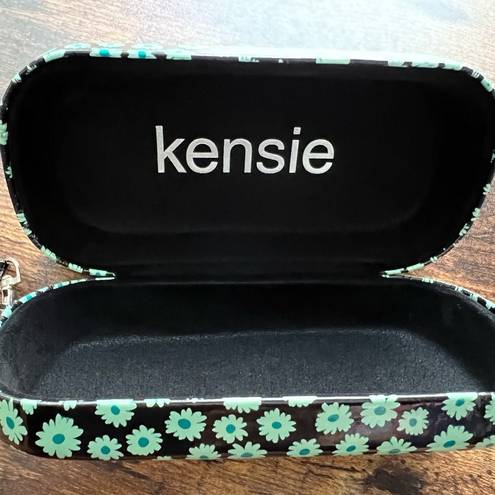 Kensie  | hard shell eyeglass case.