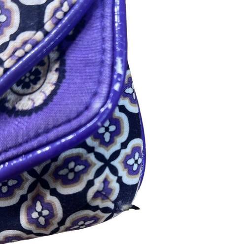 Vera Bradley  Women’s Purple Floral Print Zipper Closure Clutch Size Small