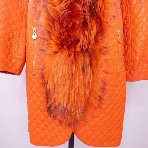 Vintage leather coat with fur trim, color orange Size XS