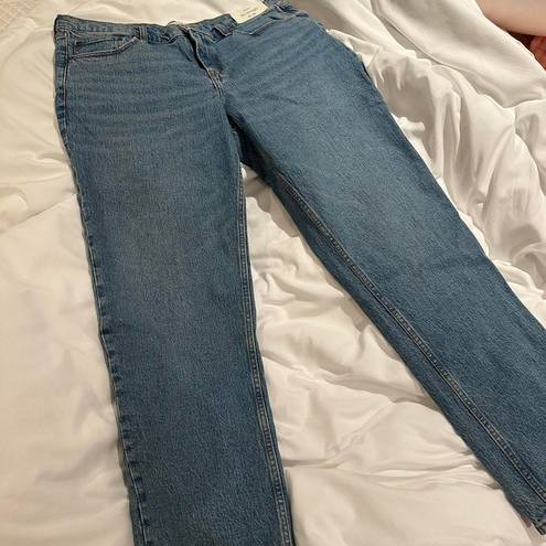 Abercrombie & Fitch Abercrombie Mid Rise 90s straight jean