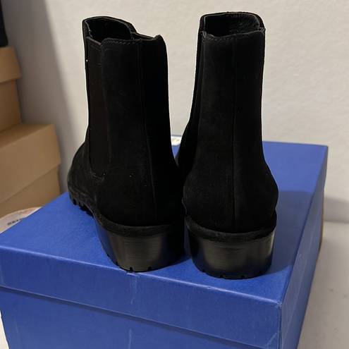 Stuart Weitzman  Laine Suede Bootie black color casual classic stylish chic