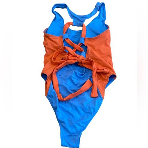 Fabletics  Gabriela Lace-Up Racerback Swimsuit island Eacape / Orange nectar