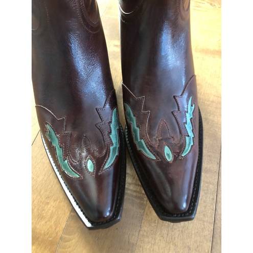 Charlie 1 Horse NWT  By Lucchese Walnut & turquoise boots in original box size 11