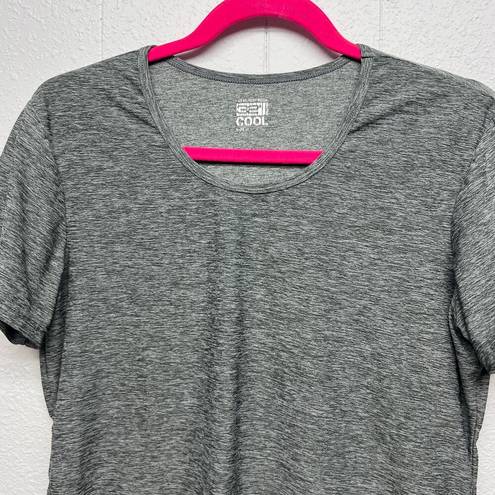 32 Degrees Heat 32 Degrees Cool Fitness Workout Activewear Gym Sports Womens T-Shirt Size Medium