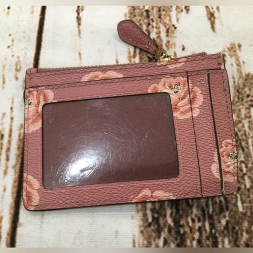 Coach SMALL LEATHER CARD HOLDER WITH ROSE PRINT