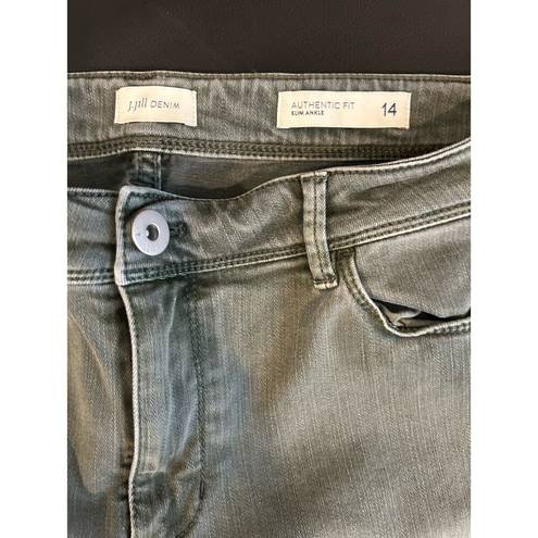 J.Jill  Denim Jeans Women Size 14 Grey Blackwash Authentic Fit Slim Ankle