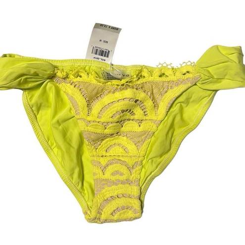 PilyQ New.  lace fanned teeny bikini bottoms. Small