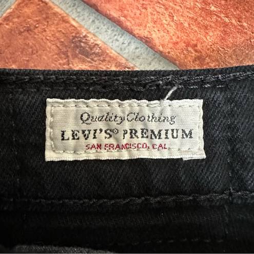 Levi’s  Wedgie Straight Jeans in Black