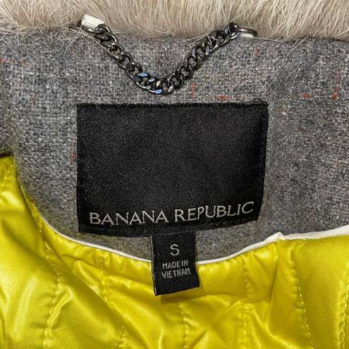 Banana Republic  Womens Faux Fur Coat Jacket Plaid Lined Zip Up Gray Yellow Small