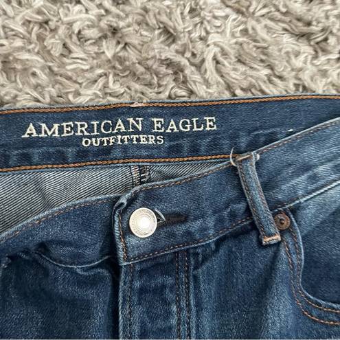 American Eagle  Highest Rise Girlfriend Distressed Jeans size 12 Long