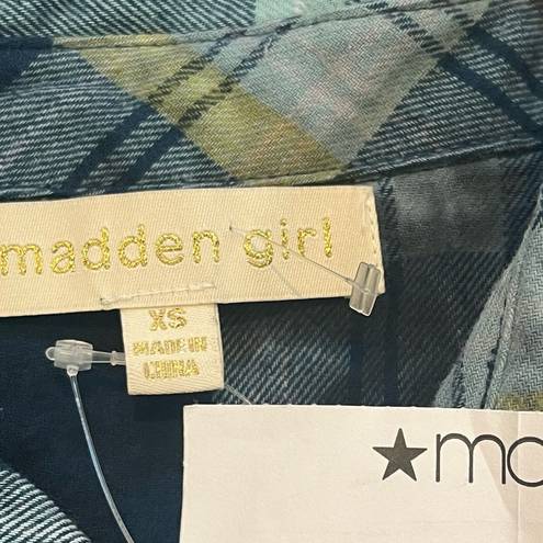 Madden Girl NWT  Blue Plaid Cropped Flannel Button Front Blouse Size XS