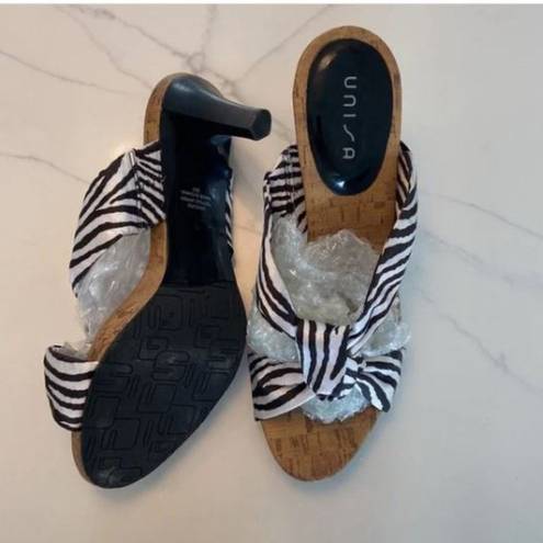 Unisa  Size‎ 8 is very cute 🦓 zebra striped heels. Women's Fashion