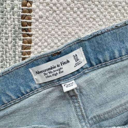 Abercrombie & Fitch  Curve Love Ultra High Rise 90s Straight Jeans Size 34