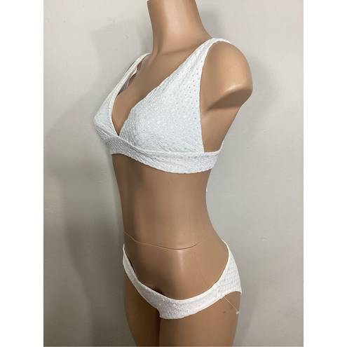 PilyQ New.  white bikini set. S-bottom/D-cup top. Retails $149