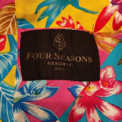 Beach Club Four Seasons Bali drawstring  bag