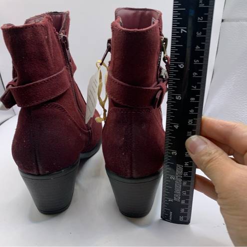 Earth Origins NWOB  Tori Burgundy Cow Suede Water Repellent  Zipper Booties 6.5M