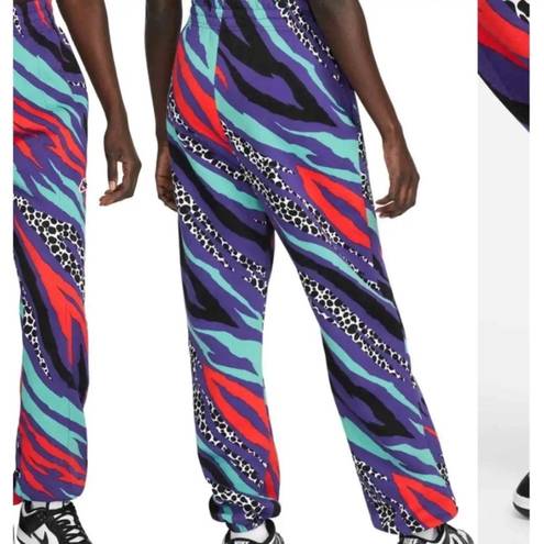 Nike Sportswear Airloom Trend Sweatpants Court Purple Multi medium