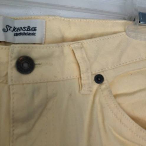 St. John’s Bay NEW NWT ST. JOHN'S BAY Stretch Classic Jeans Lemon Yellow Straight Leg 6 FLAWS