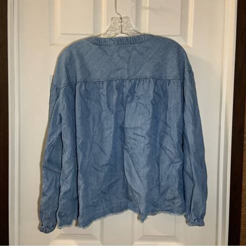 True Craft  Blue Chambray Lace Up Neck Blouse size 0X