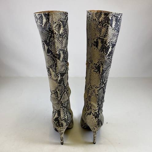 Qupid  The Dasha Snake Print Boot size 6.5 A22