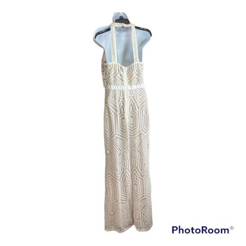 Laundry by Shelli Segal New  Warm White Gown Size 6