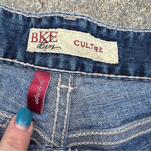 BKE Buckle  Culture Stretch Low Rise Jean Shorts Size 29