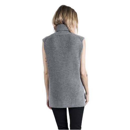 Everlane  🐑 The Chunky Wool Knit Sleeveless Turtleneck Pullover