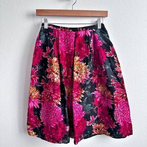 Talbots  | Large Peony Dahlia Blooms Box Pleated Skirt Silk Black Floral | Size 2