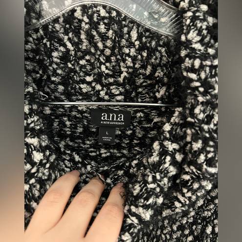 a.n.a . Black & White Cowl Neck Soft Pullover Sweater L