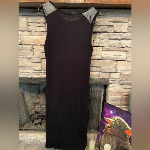 RD Style  long black sleeveless dress