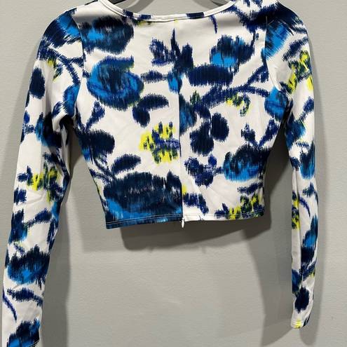 Arden B . Cropped Long Sleeve Top Size Small