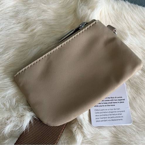 Lululemon  Pouch Wristlet