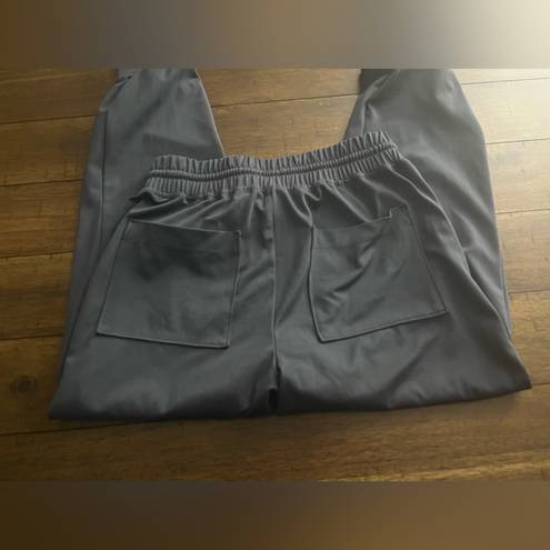 Lou & grey  jogger XS like new