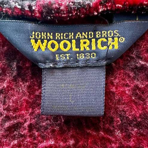 Woolrich Vintage  Red + Black Winter Print Fleece Vest Toggle Closure