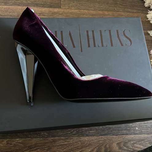 Bordeaux Sylth Virago Antigone  Velvet Heel