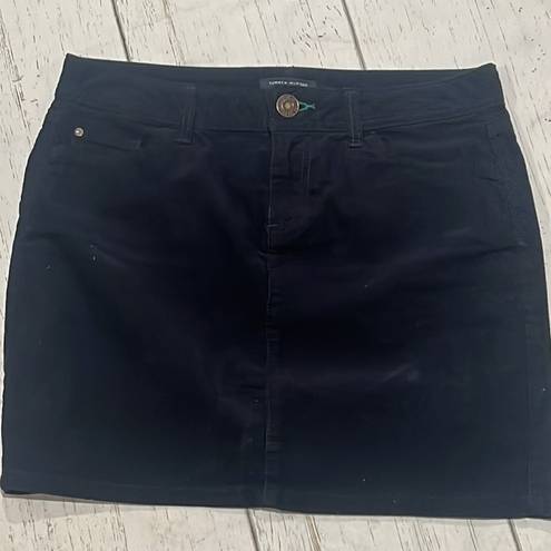 Tommy Hilfiger  black corduroy mini skirt