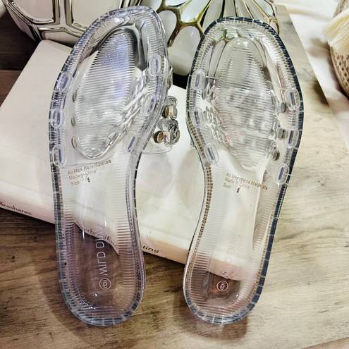 Wild Diva Lounge NEW Chained Clear Jelly Slides