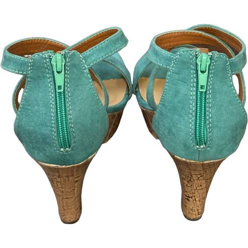 Twisted , Strappy Wedges, slip in and step out. Aqua Blue