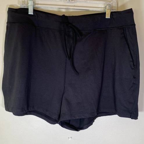 32 Degrees Heat NWOT Black 32 Degrees COOL Shorts w/ Pockets