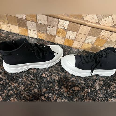 MIA canvas platform sneakers chunky Size 7.5