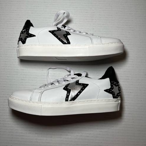 Nine West  Sneakers