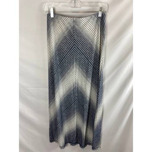 Max Studio  Chevron Stripe Maxi Skirt Size Medium