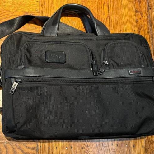 TUMI ALPHA EXPANDABLE LAPTOP BRIEFCASE Black