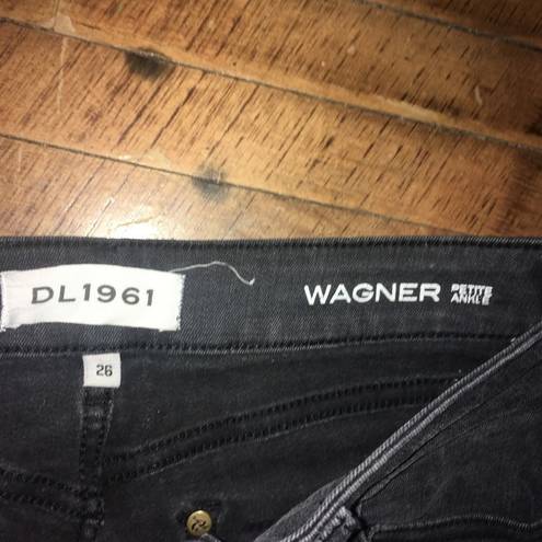 DL1961  black Wagner petite normcore ankle jeans